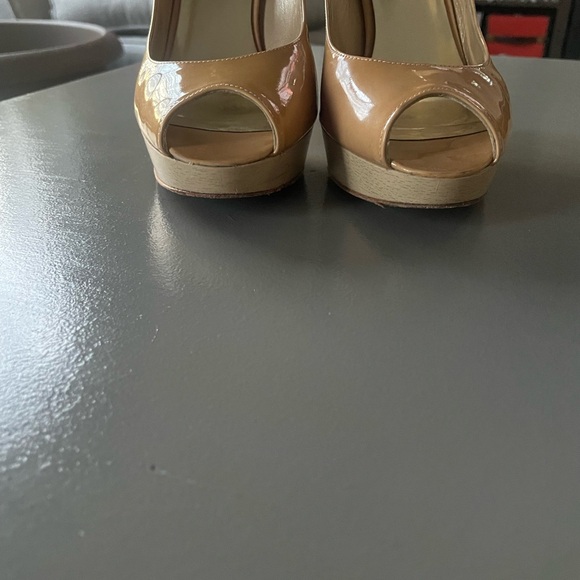 Stewart Weitzman Pumps - Picture 3 of 12